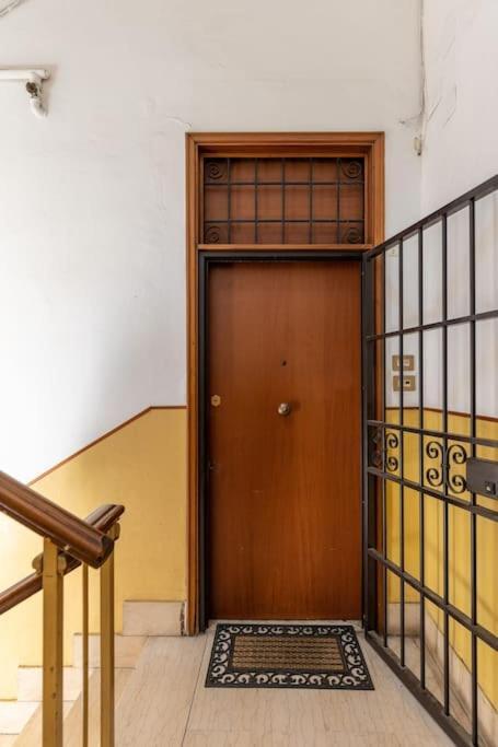 Suite In Via Del Pratello Bologna Bagian luar foto